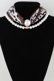 Beaded Scarf Choker Necklace - color variant green - Red Desired